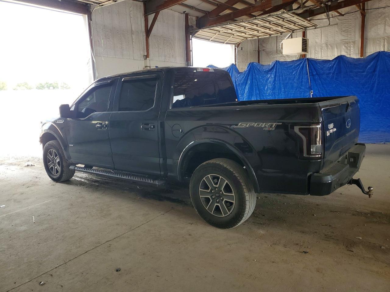 2015 Ford F150 Supercrew - Фото 2