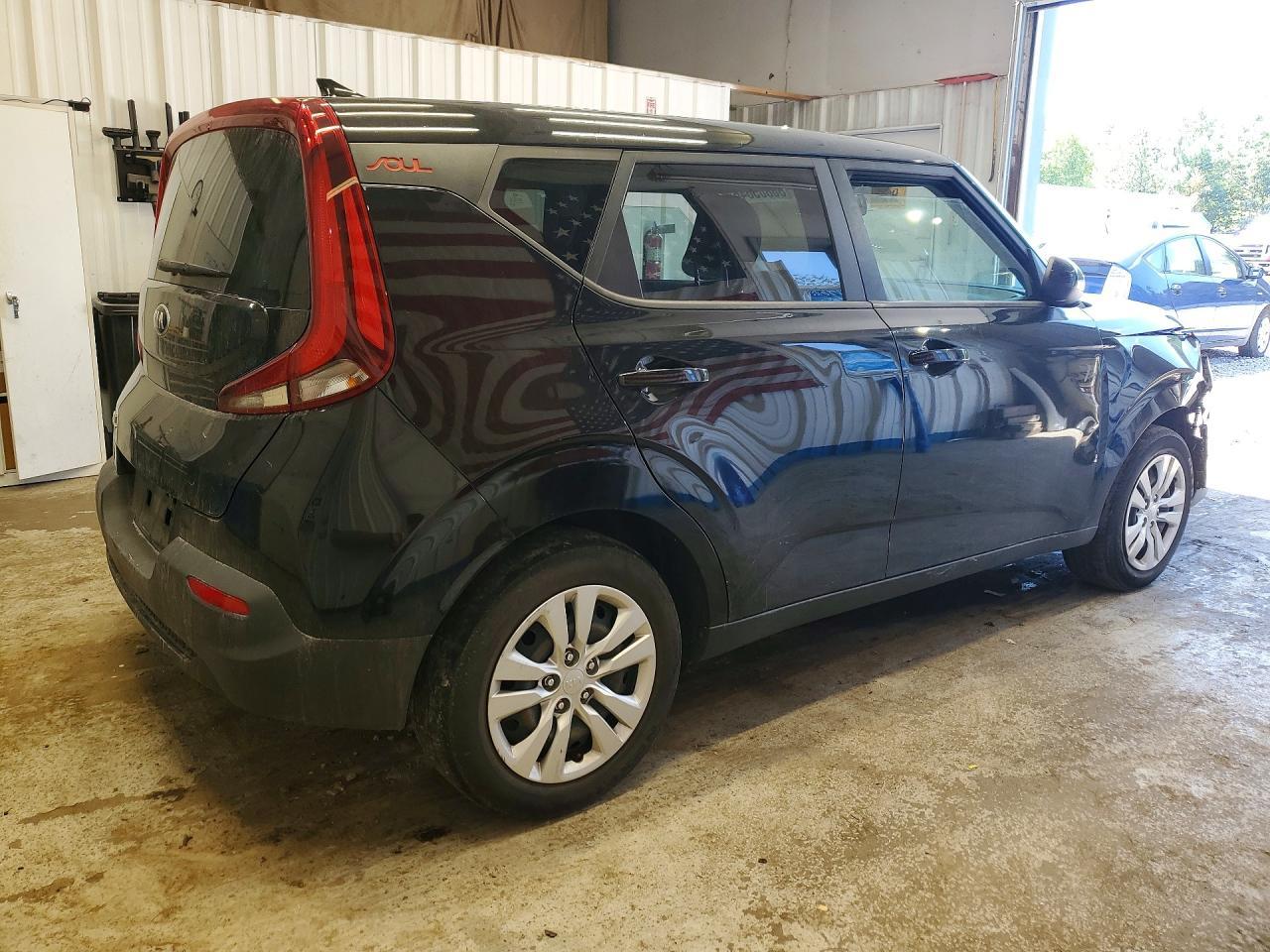 2020 Kia Soul Lx - Image 3