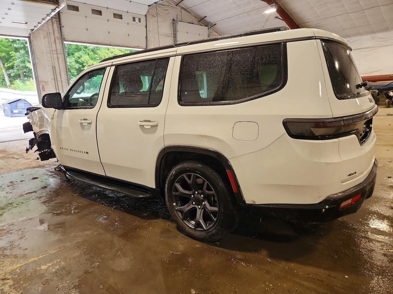 2026 Jeep Grand Wagoneer Limited - Image 2