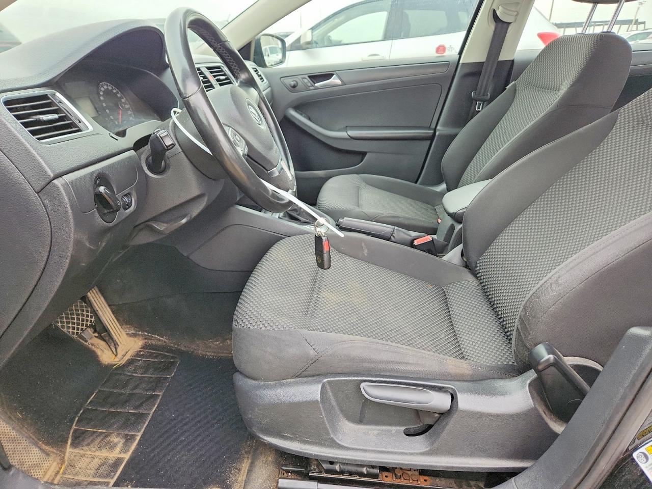2013 Volkswagen Jetta Base - Image 7