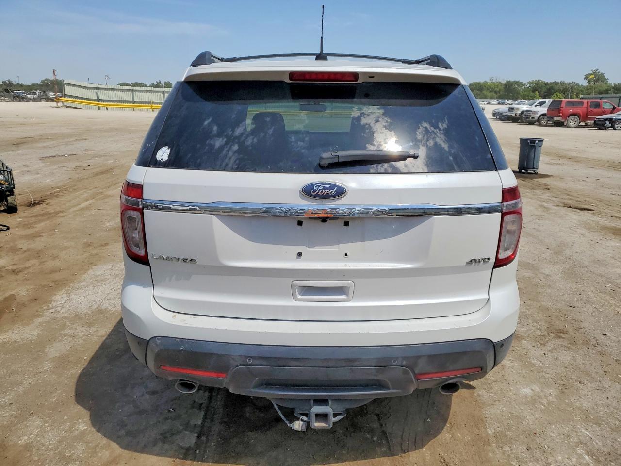2012 Ford Explorer Limited - Image 6