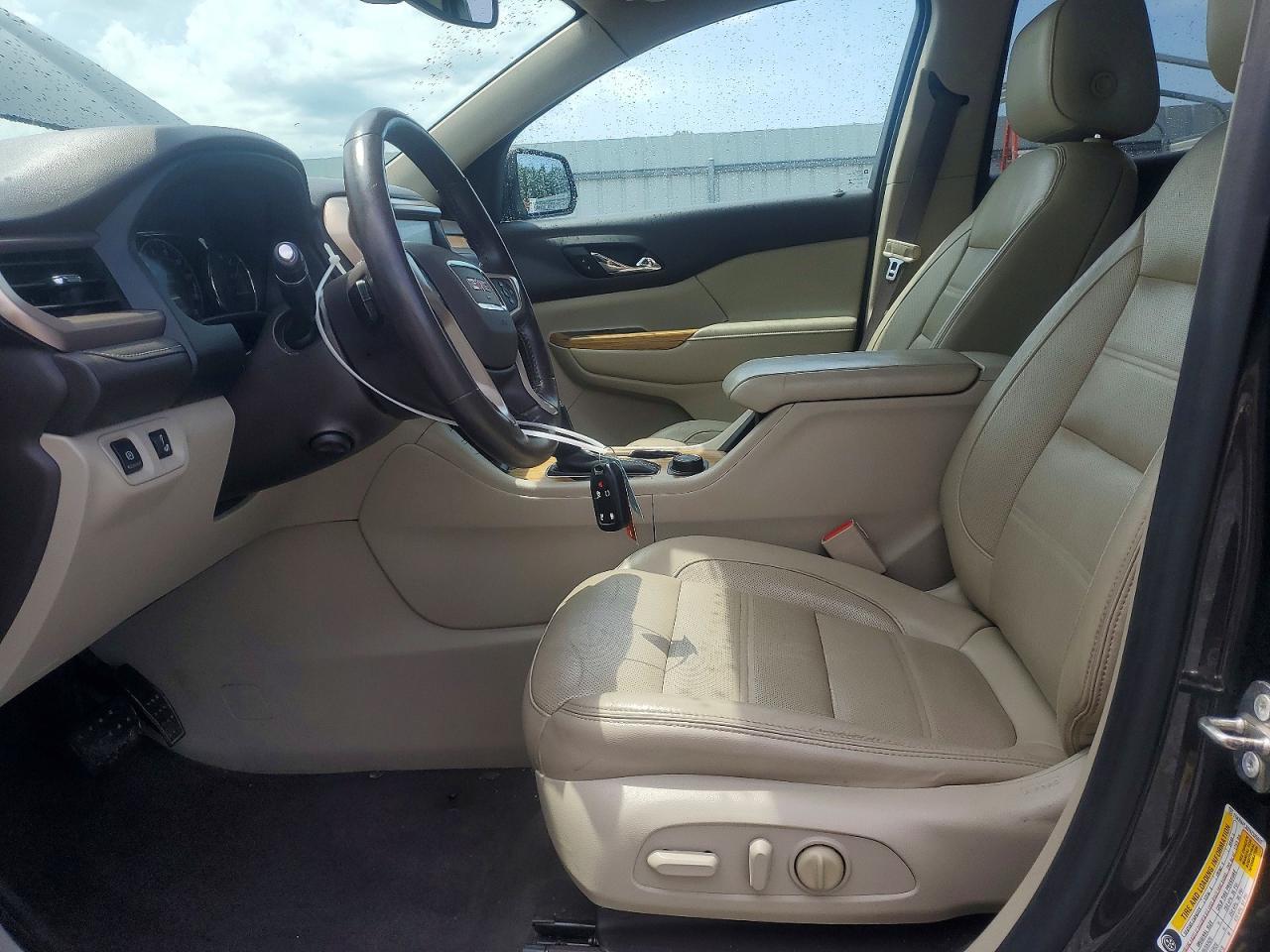2017 GMC Acadia Denali - Image 7