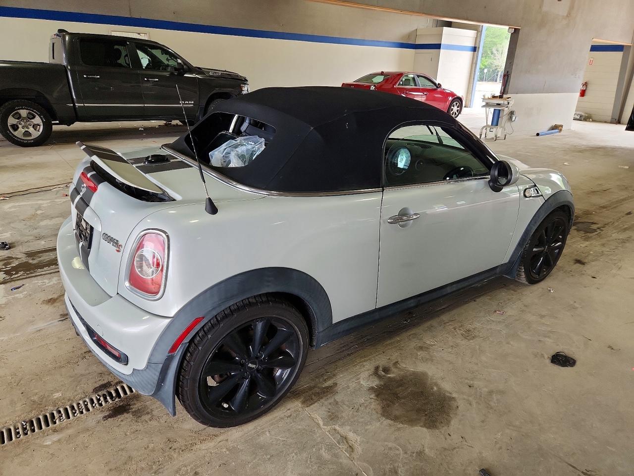 2014 Mini Cooper Roadster S - Фото 3