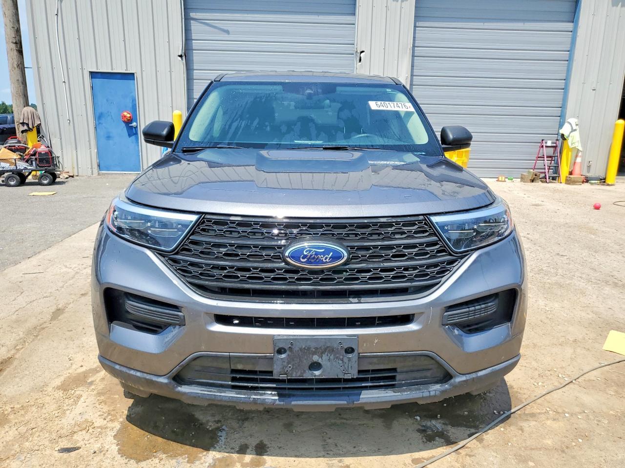 2021 Ford Explorer - Image 5