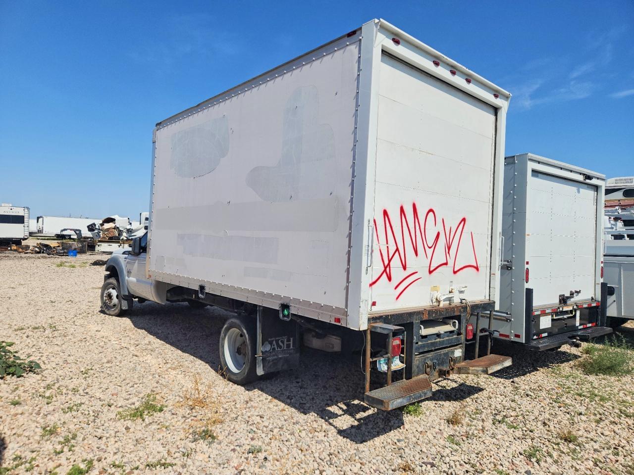 2012 Ford F550 Super Duty Box Truck - Фото 2