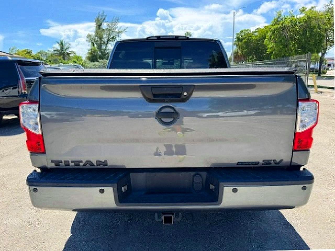 2019 Nissan Titan Sv - Фото 6