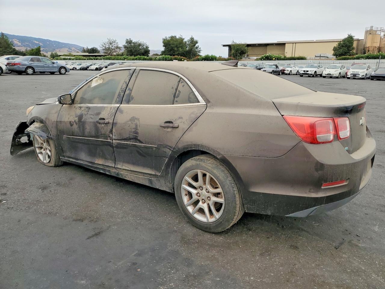 2015 Chevrolet Malibu 1Lt - Image 2
