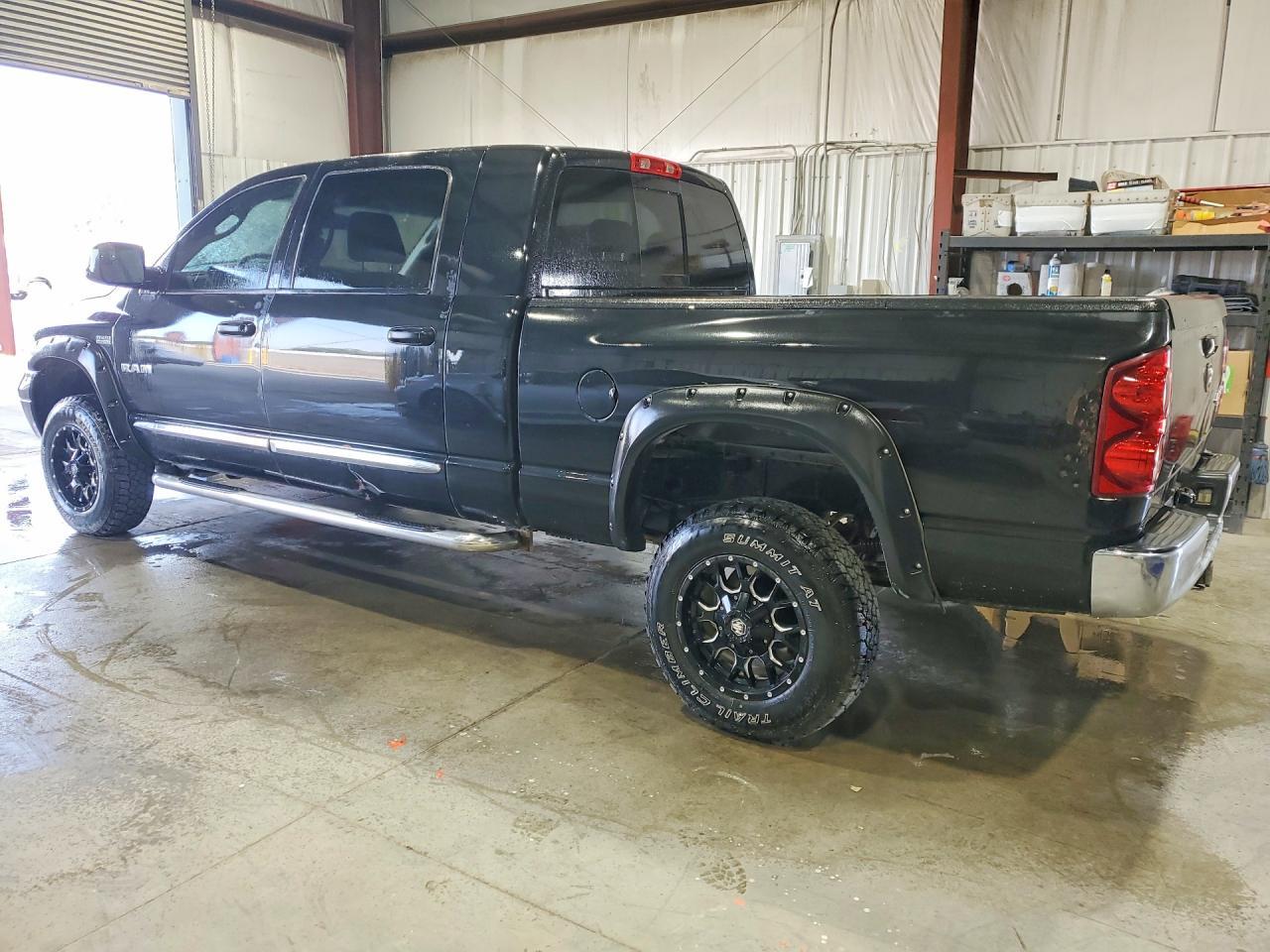 2008 Dodge Ram 1500 Laramie - Image 2