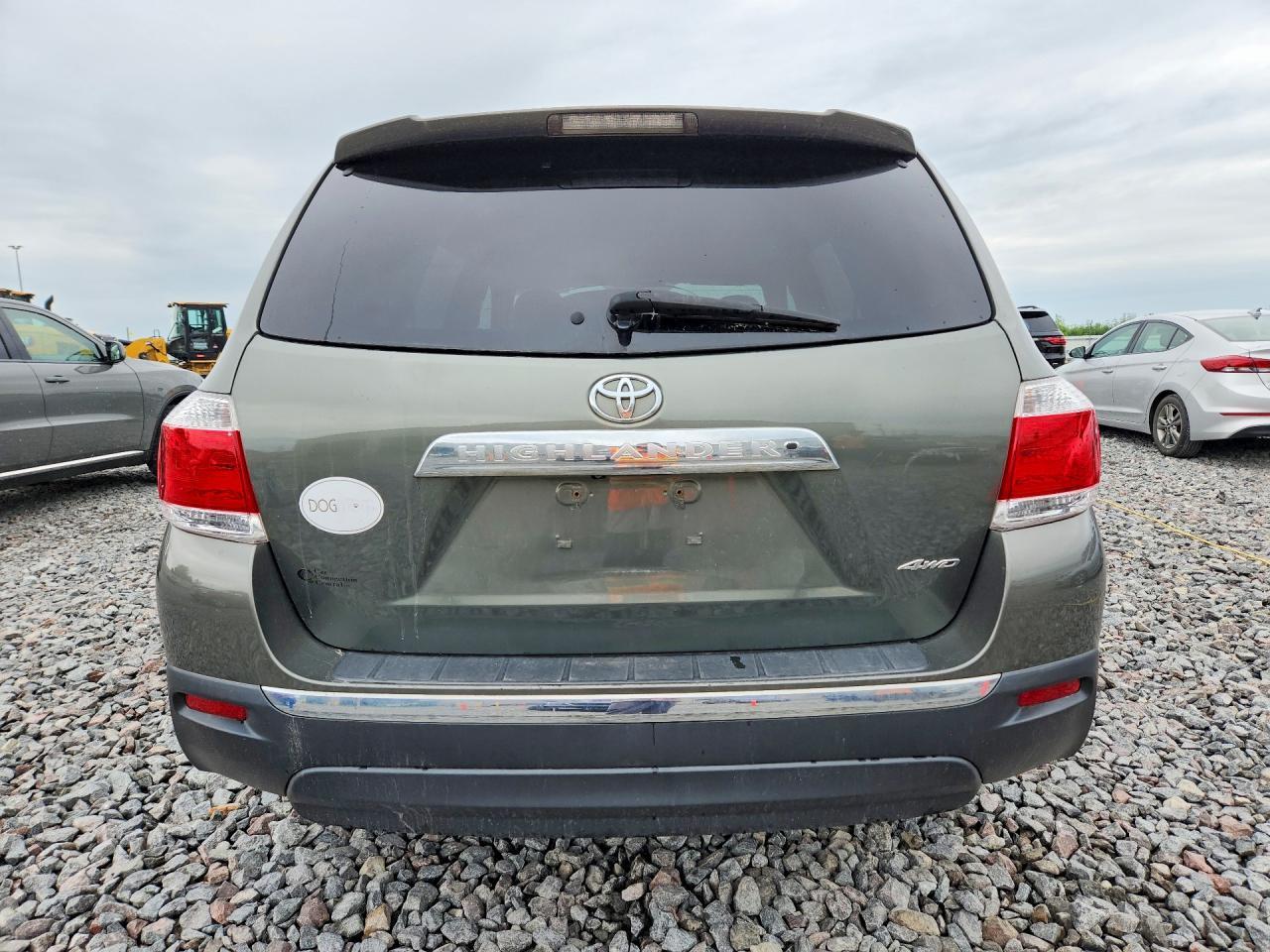 2011 Toyota Highlander Se - Image 6