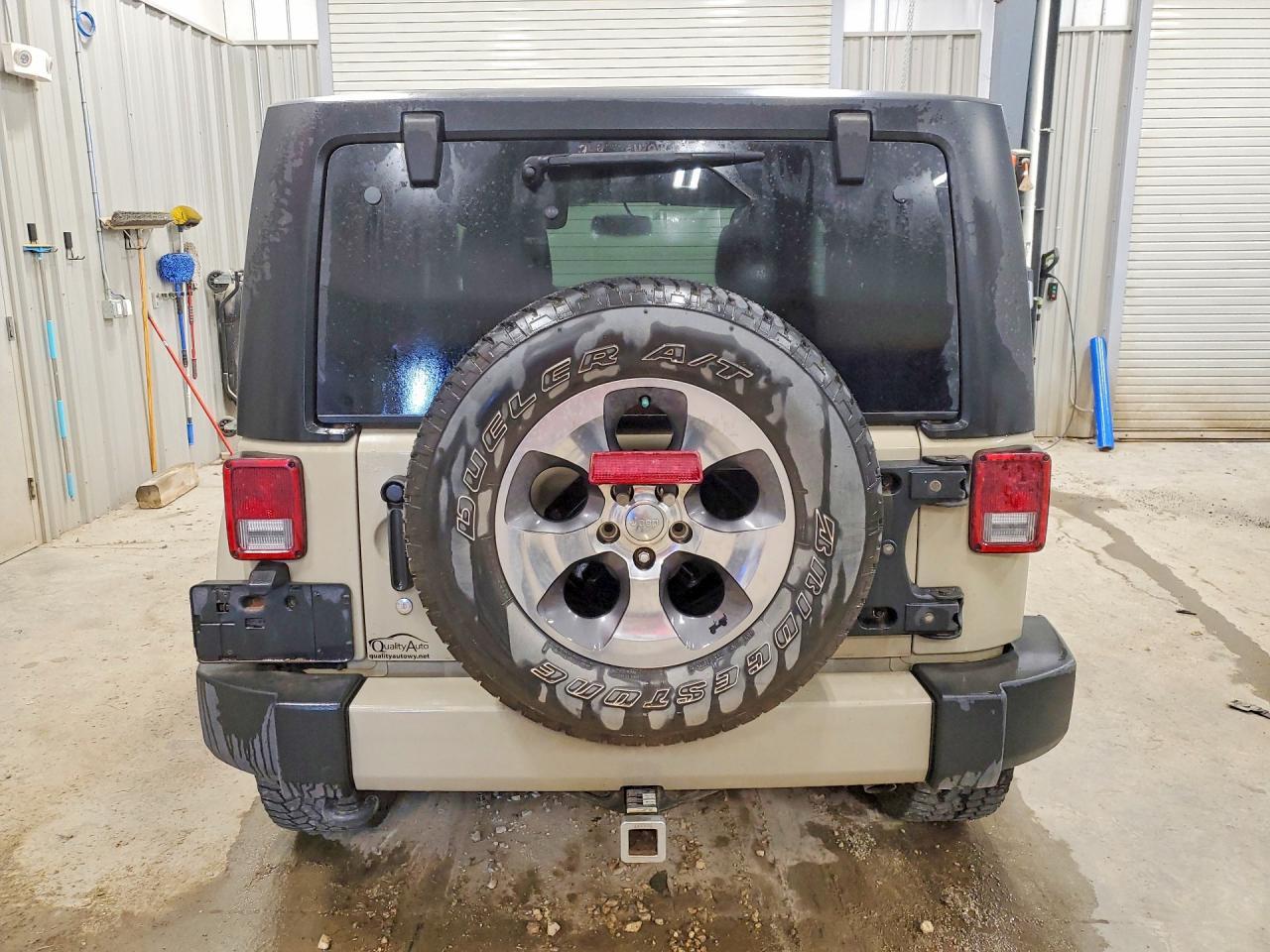 2017 Jeep Wrangler Sahara - Фото 6