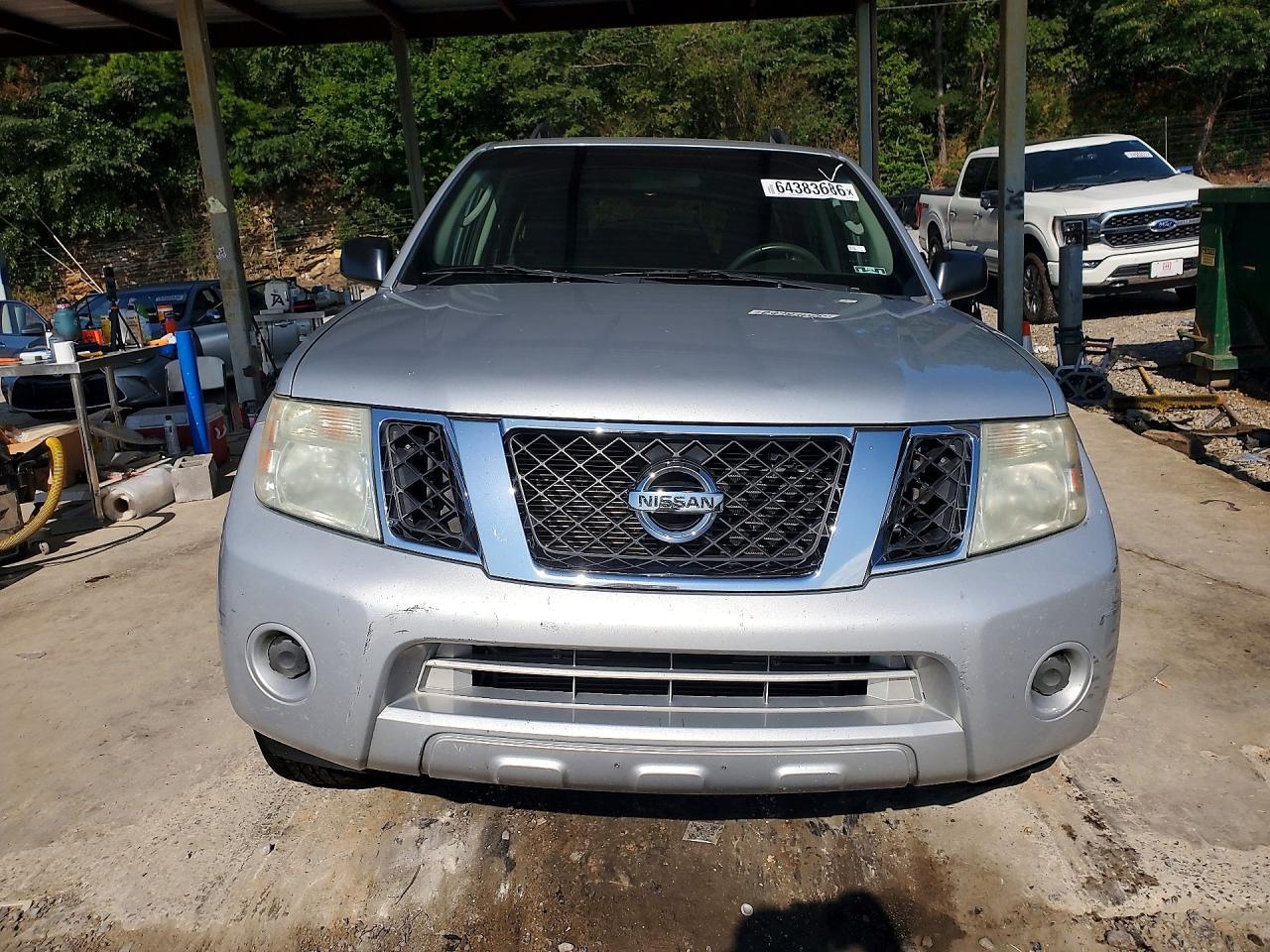 2011 Nissan Pathfinder S - Фото 5