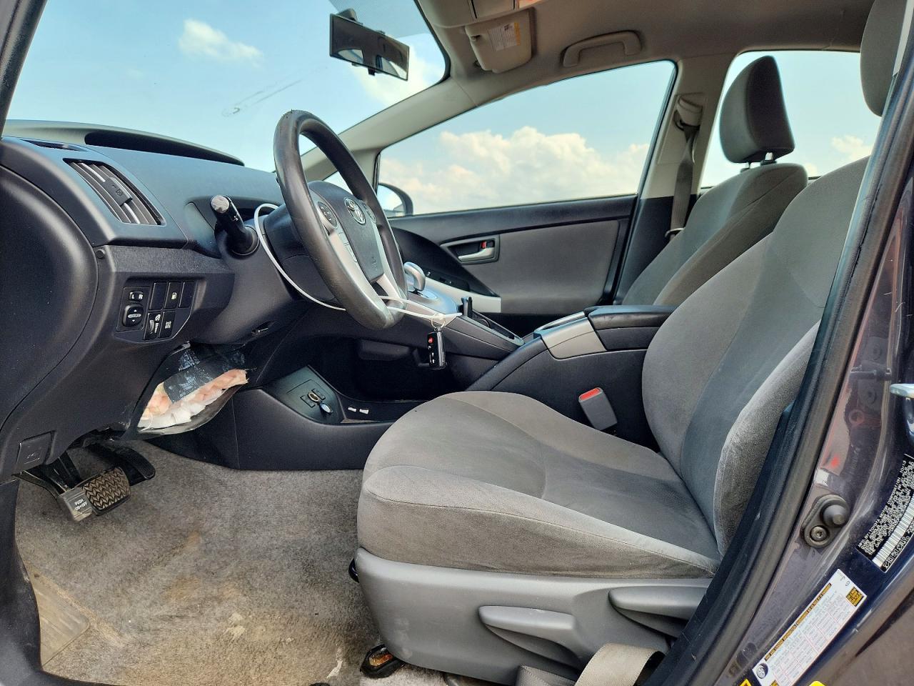 2014 Toyota Prius Plug-In Hybrid Base - Фото 7