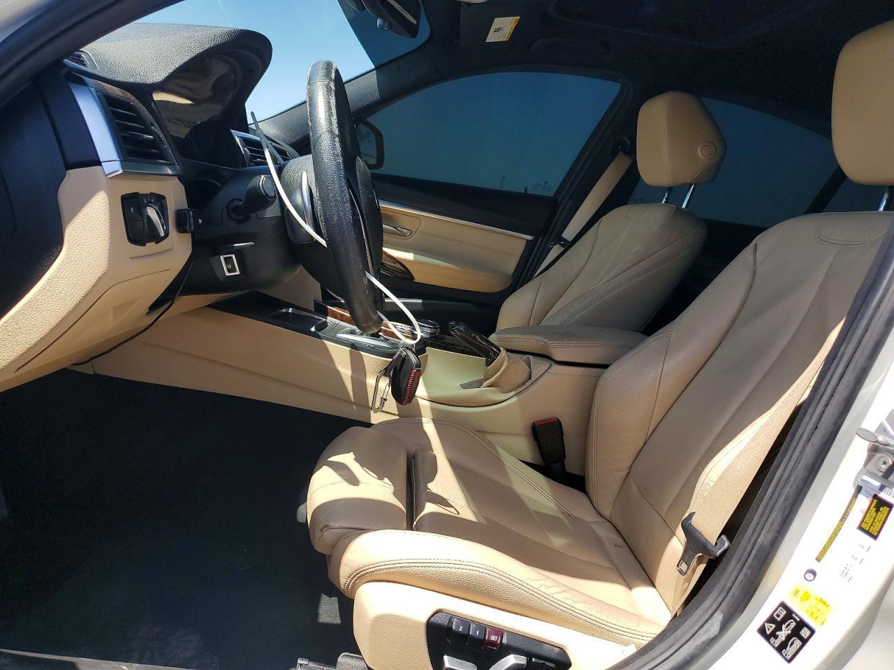 2017 BMW 330 Xi - Фото 7