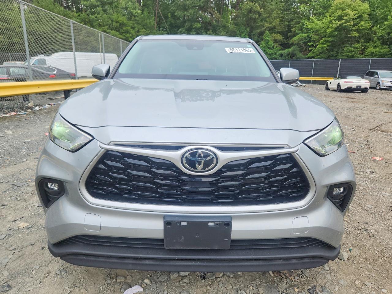 2022 Toyota Highlander Le - Фото 5