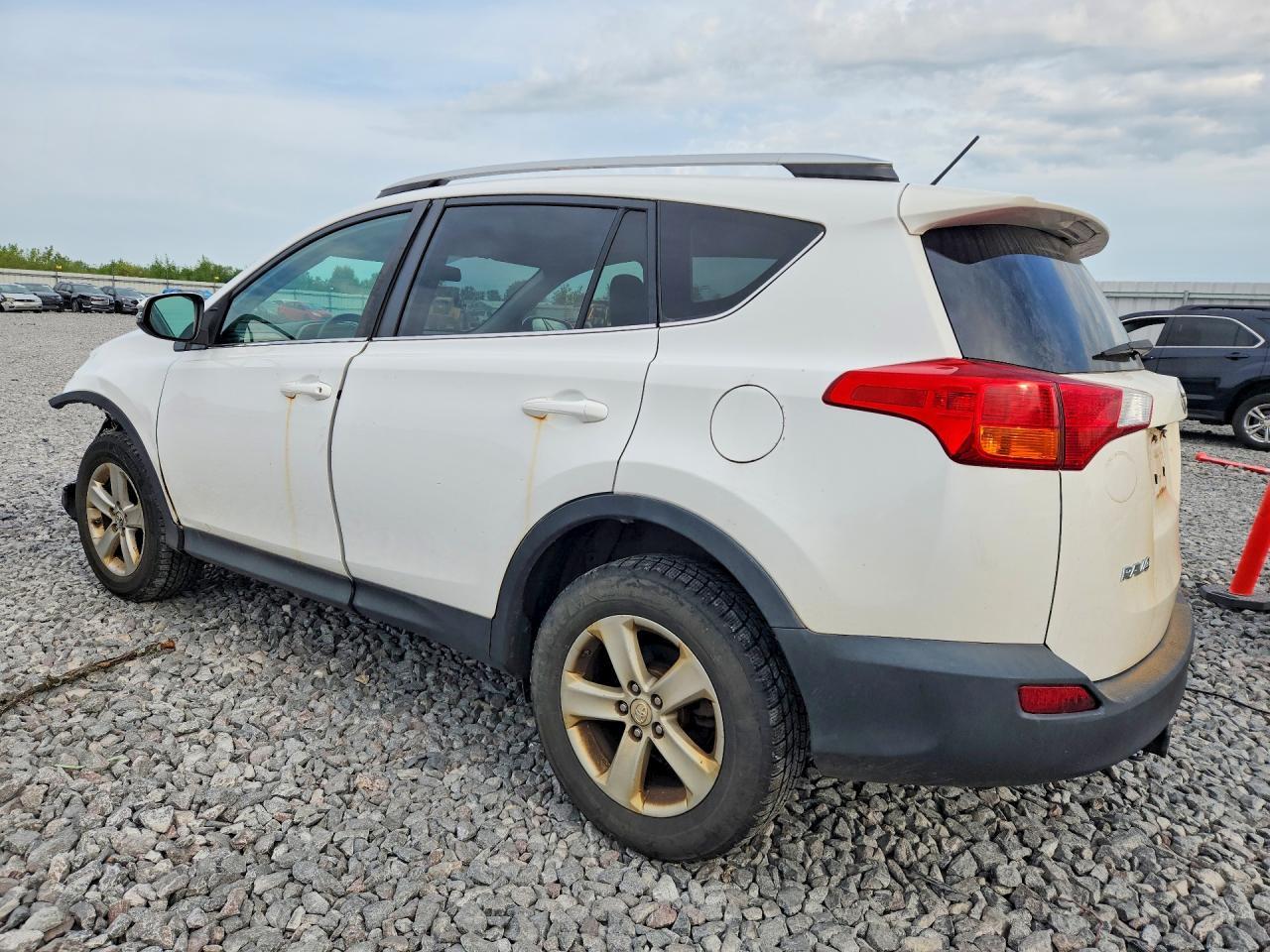 2014 Toyota Rav4 Xle - Image 2