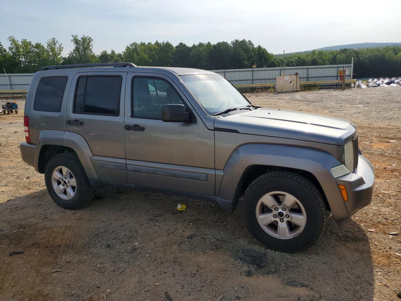 2012 Jeep Liberty Sport - Image 4