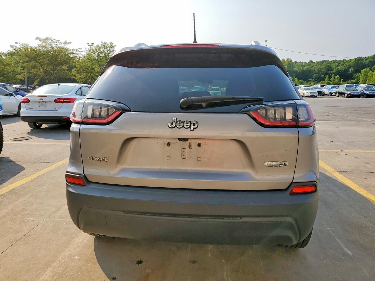2019 Jeep Cherokee Latitude - Фото 6