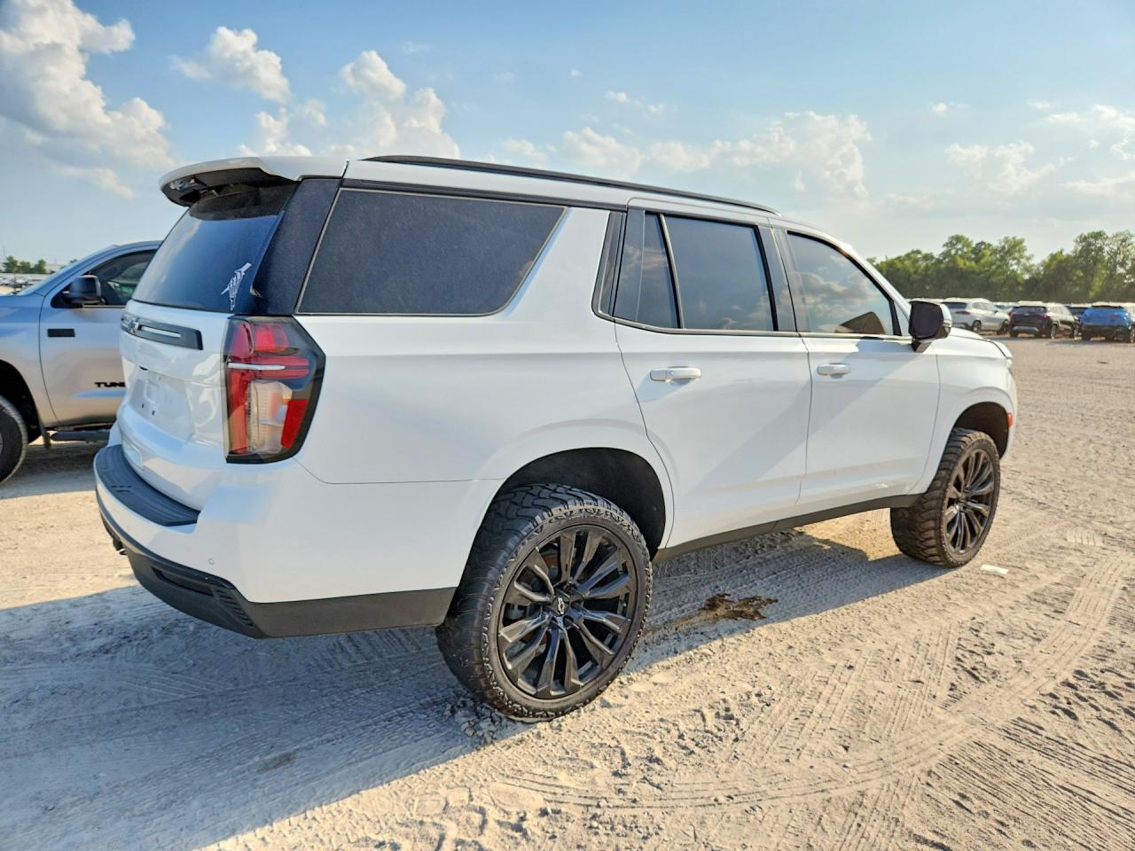 2023 Chevrolet Tahoe K1500 Z71 - Фото 3