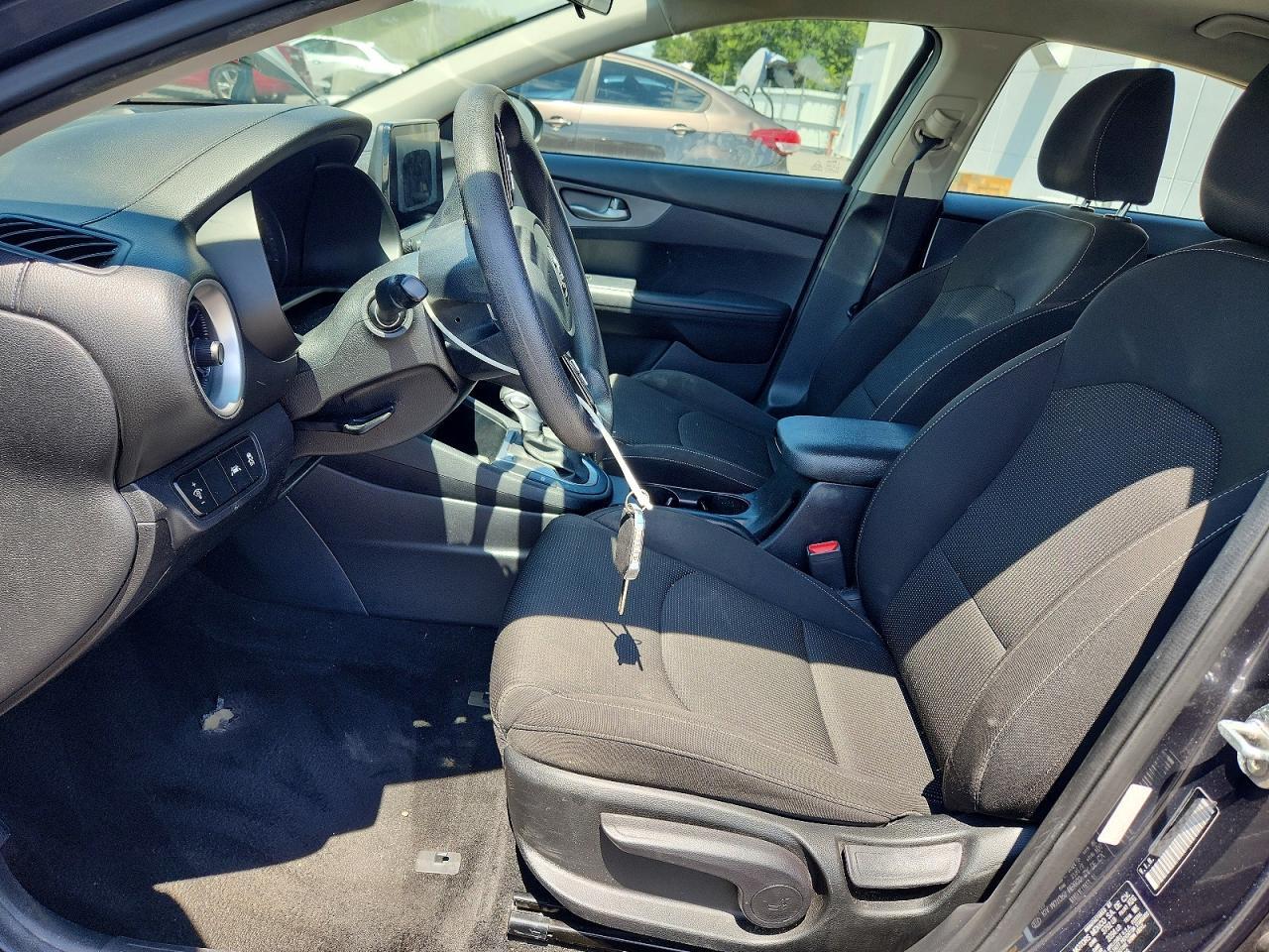 2020 Kia Forte Lxs - Image 7