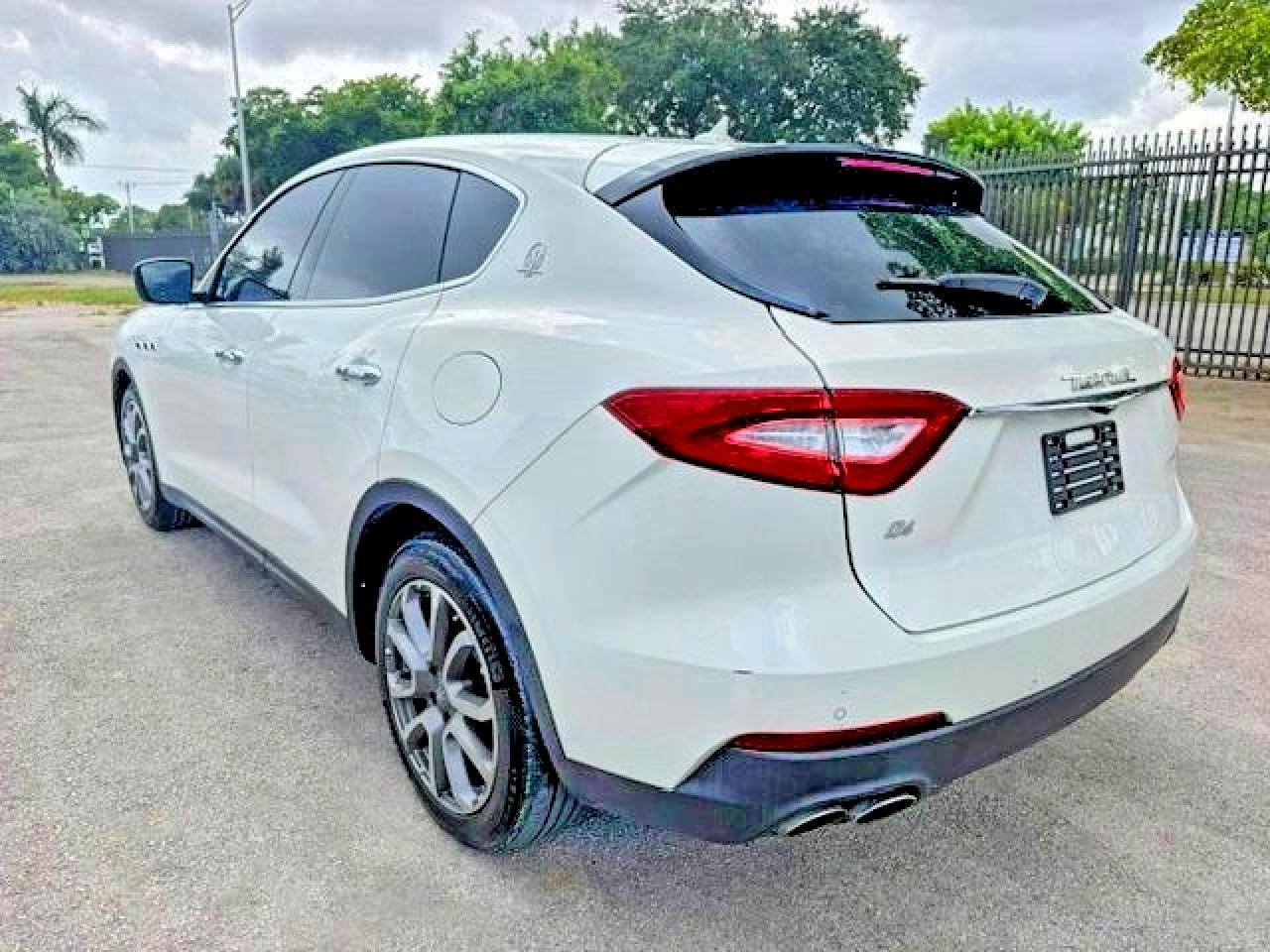 2018 Maserati Levante - Image 2