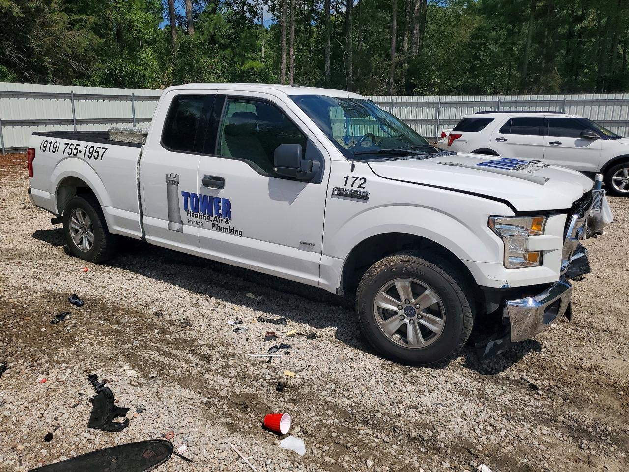 2017 Ford F150 Super Cab - Image 4