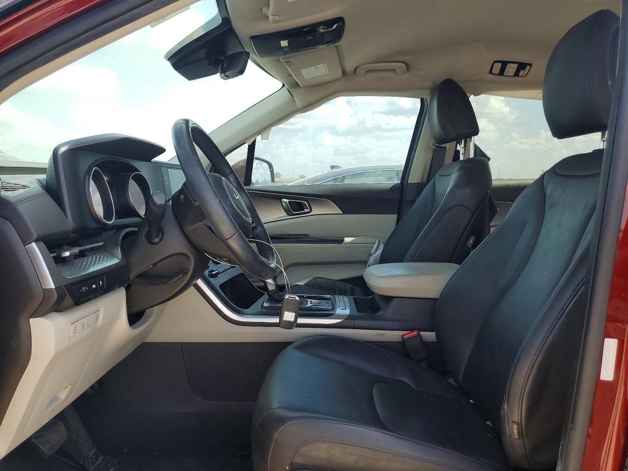 2023 Kia Carnival Lx - Image 7