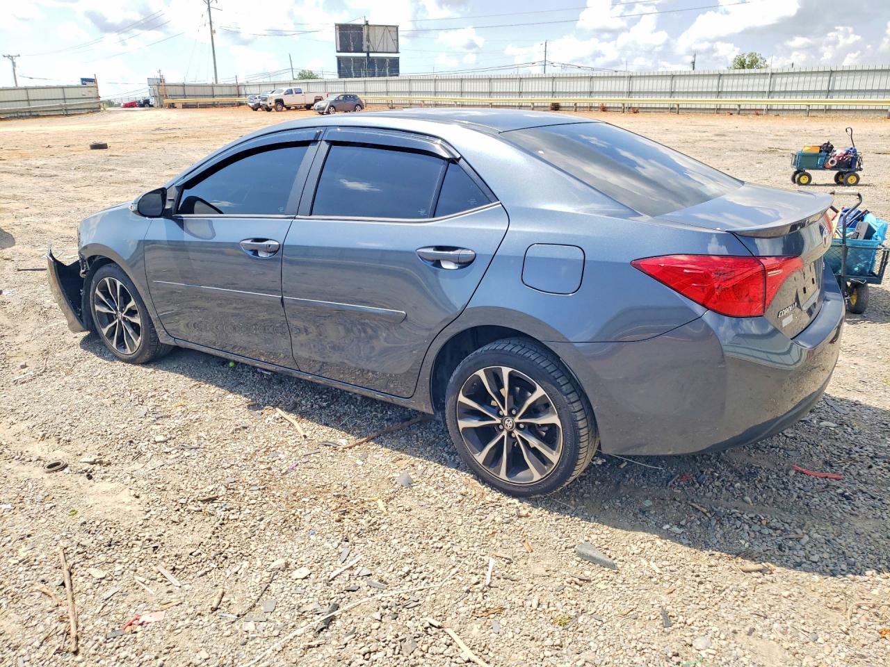 2019 Toyota Corolla Se - Фото 2