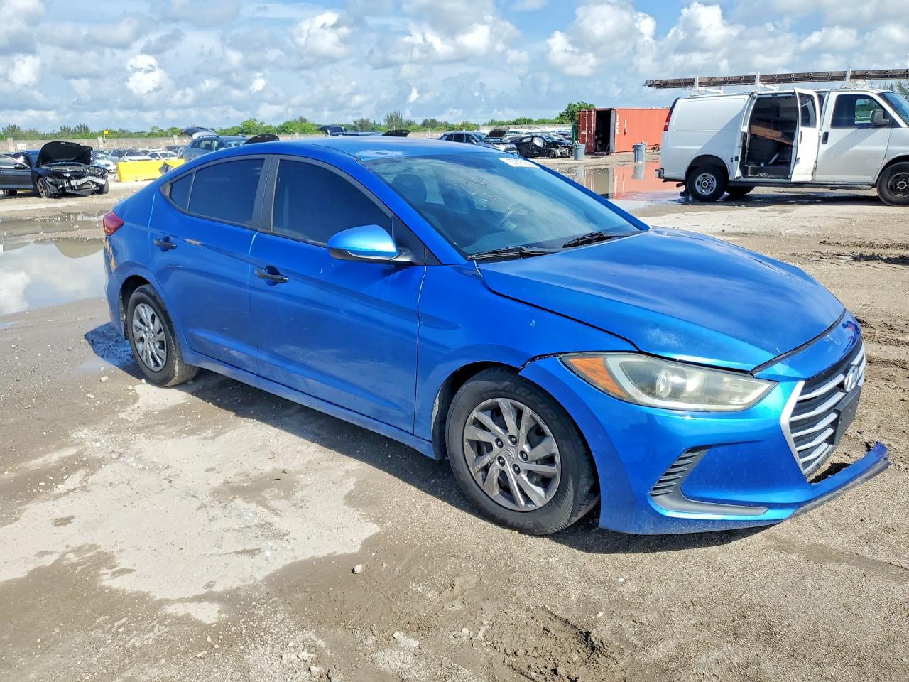 2017 Hyundai Elantra Se - Фото 4
