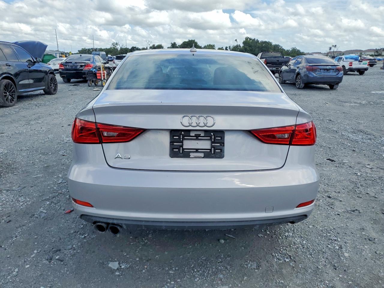 2015 Audi A3 Premium - Фото 6