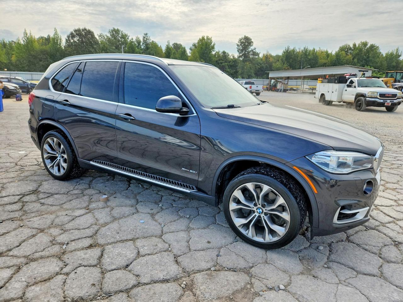 2016 BMW X5 xDrive50I - Фото 4