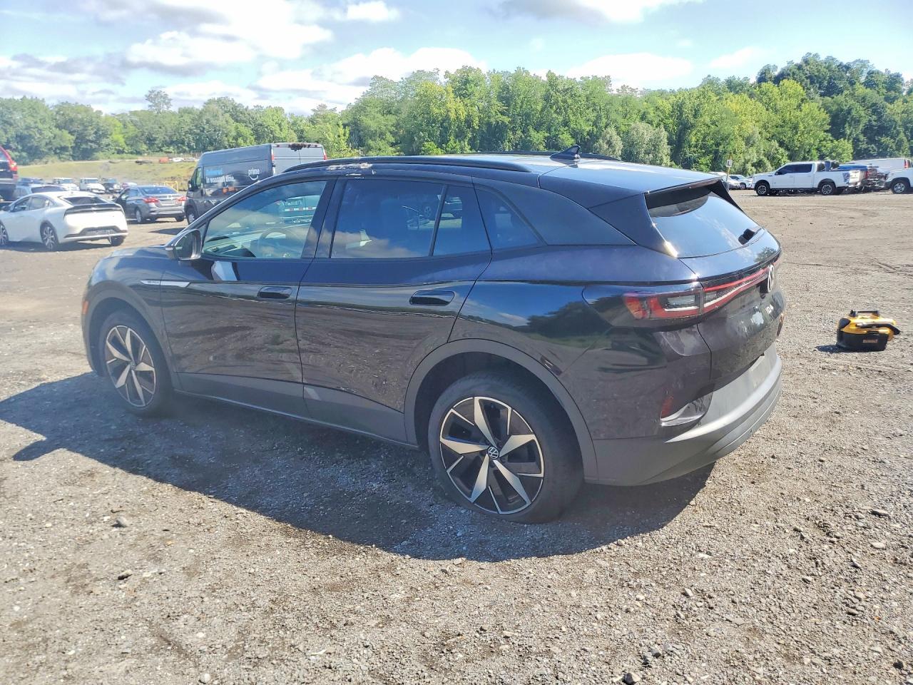 2023 Volkswagen Id.4 Pro S - Image 2