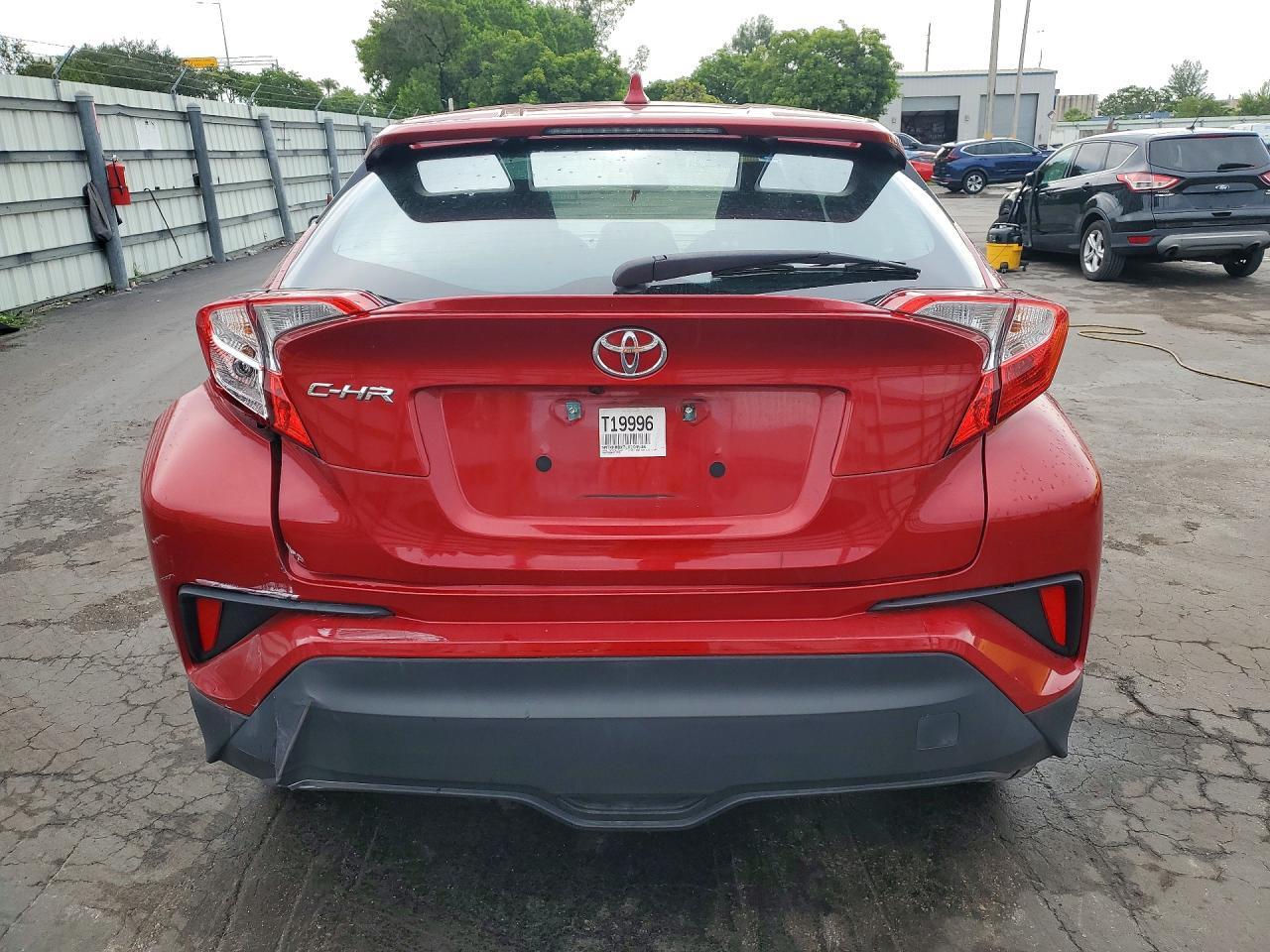 2020 Toyota C-Hr Le - Image 6