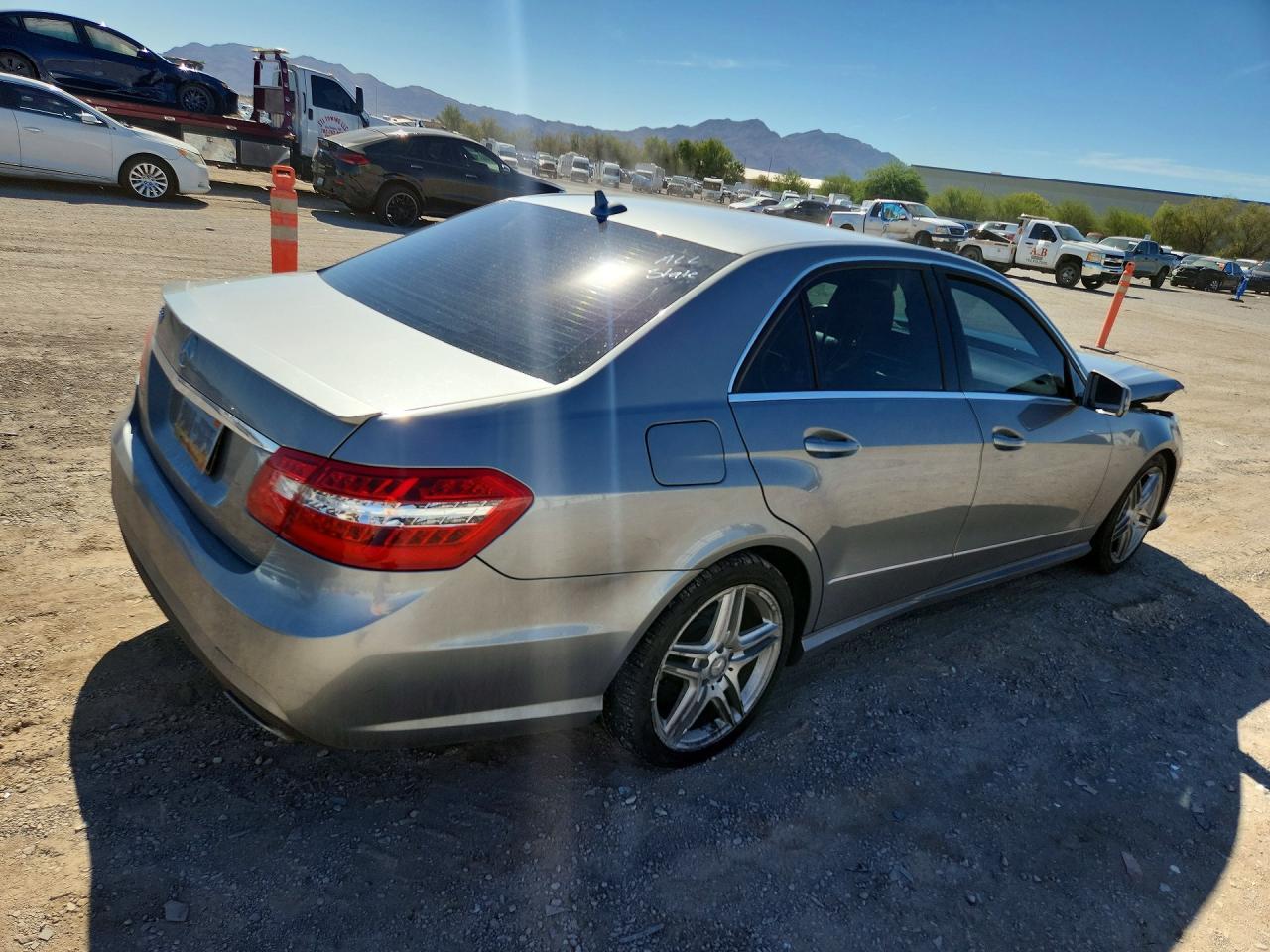 2011 Mercedes-Benz E 350 - Фото 3
