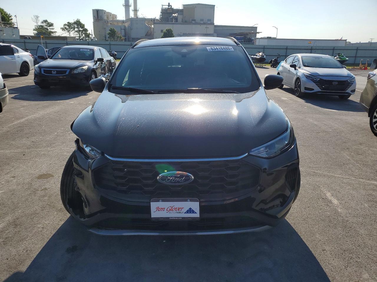 2025 Ford Escape St Line - Фото 5