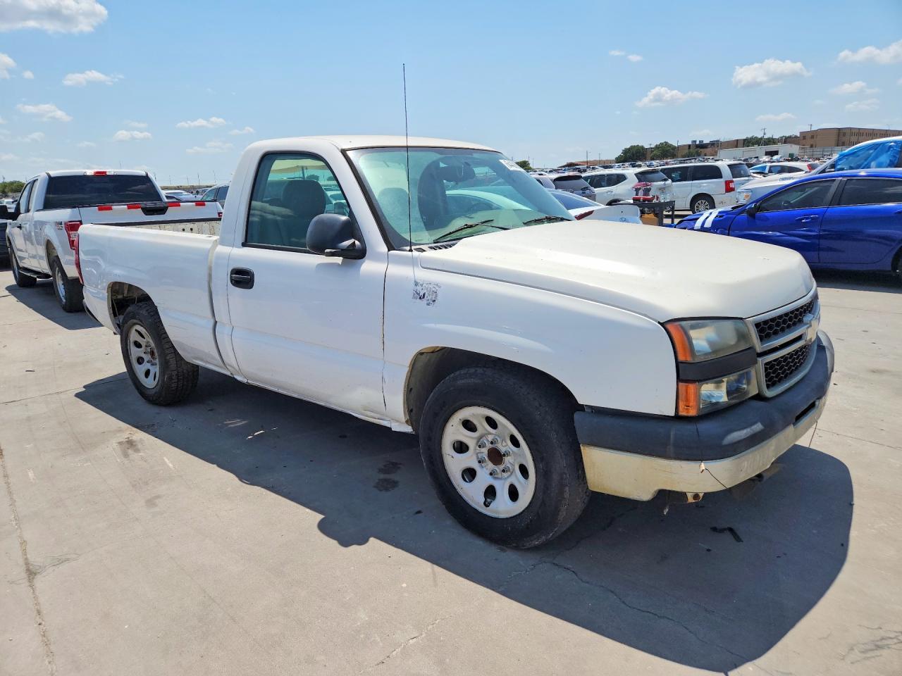 2006 Chevrolet Silverado C1500 - Image 4