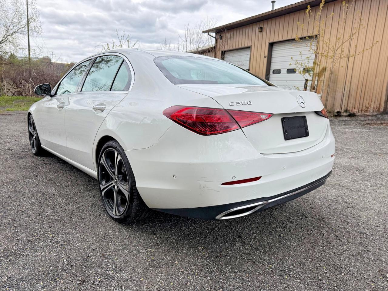2023 Mercedes-Benz C 300 - Фото 3