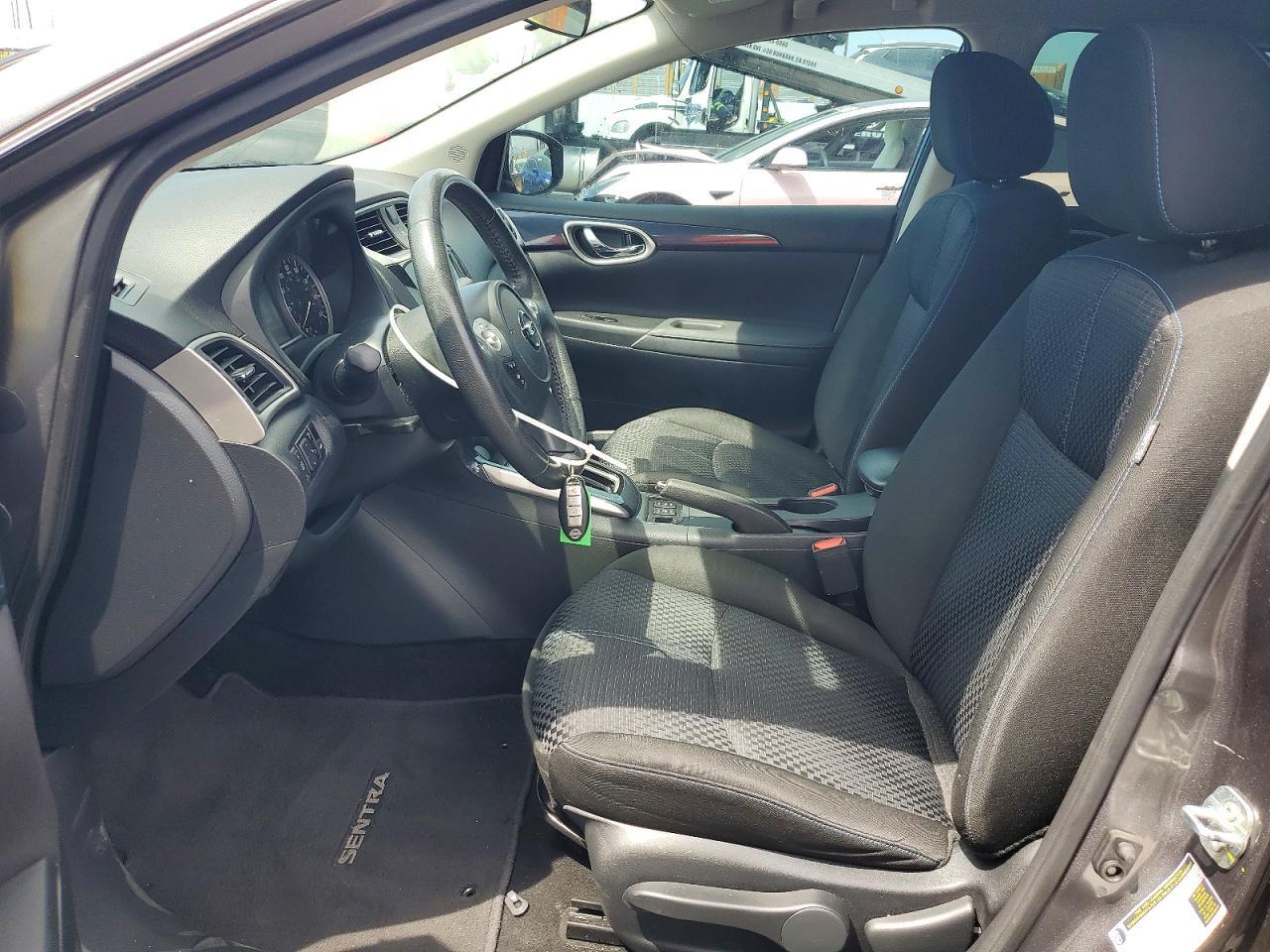 2019 Nissan Sentra Sr - Image 7