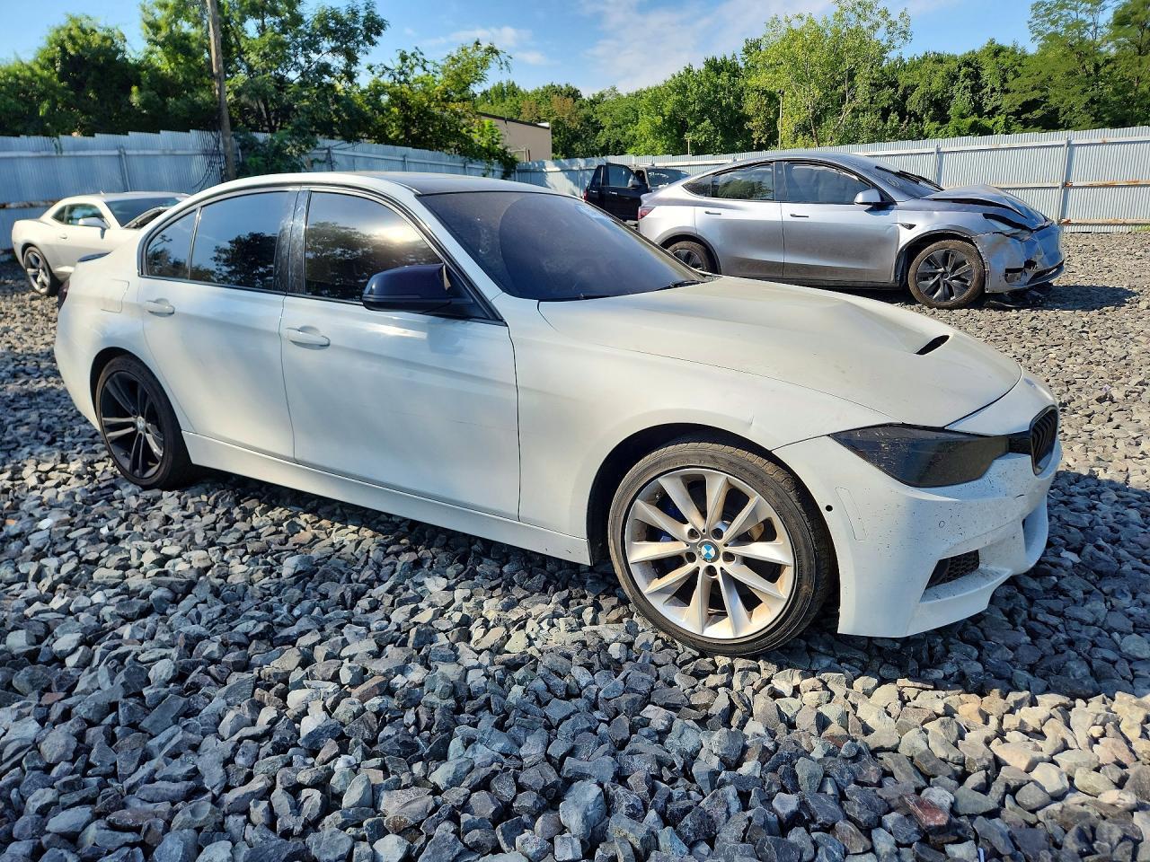 2016 BMW 340 Xi - Image 4