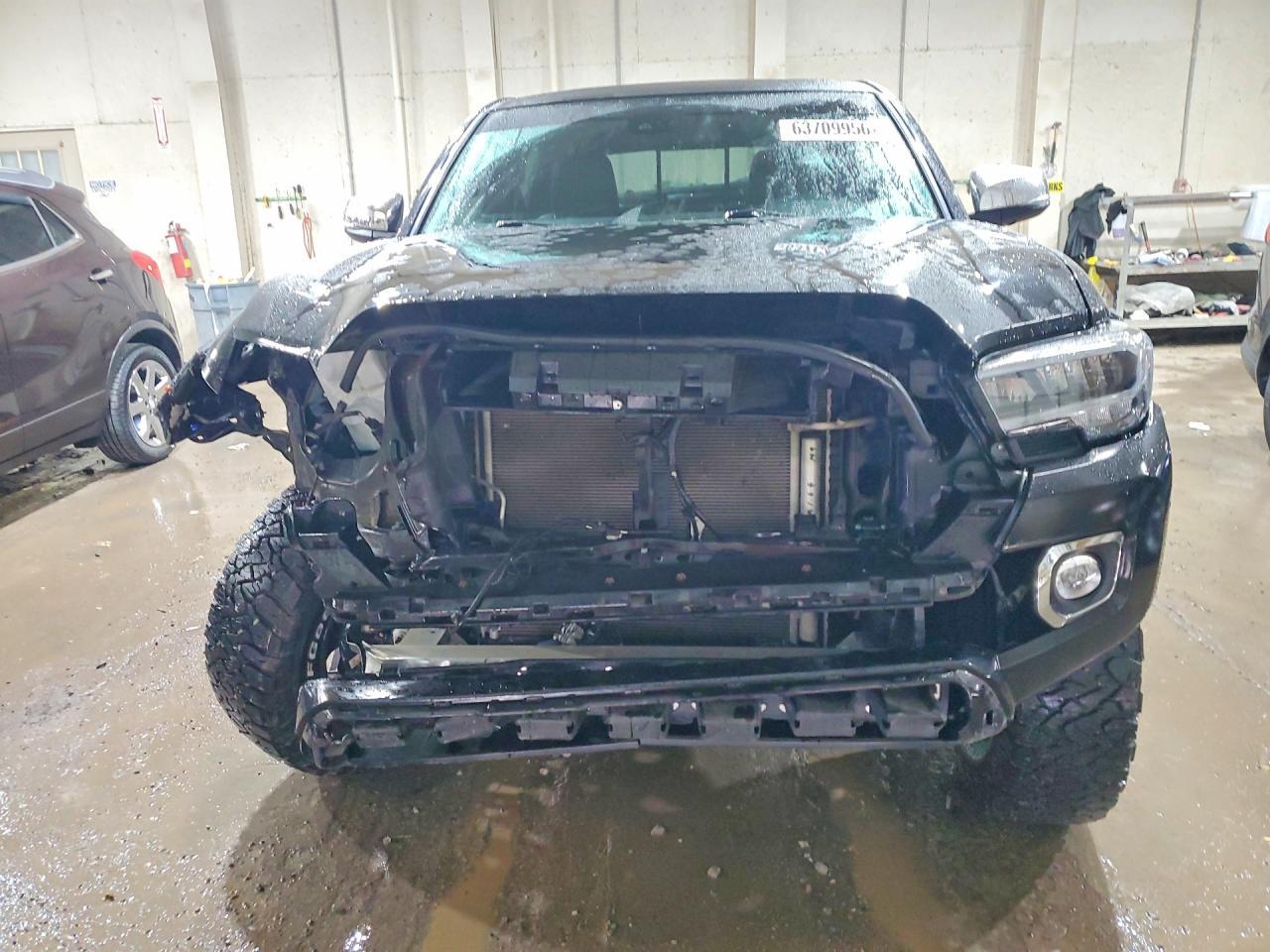 2023 Toyota Tacoma Limited - Фото 5