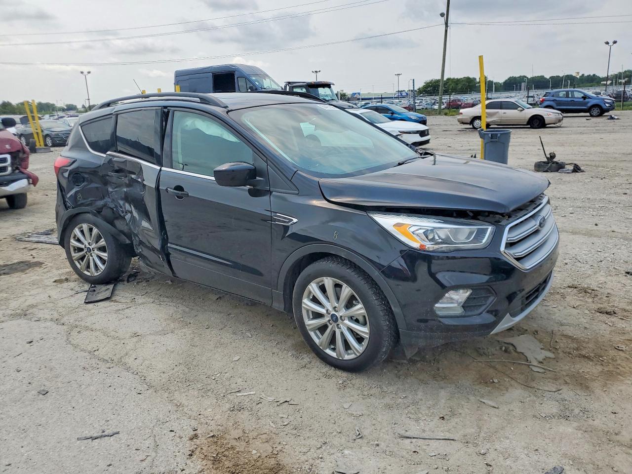 2019 Ford Escape Sel - Фото 4