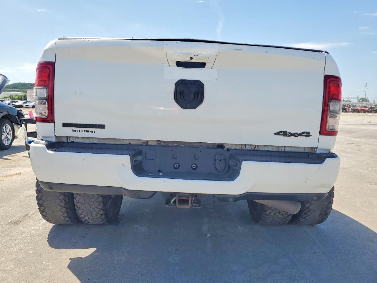 2022 Ram 3500 Big Horn/Lone Star - Image 6