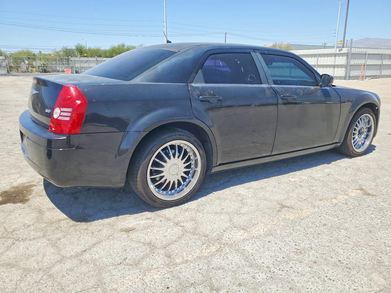 2008 Chrysler 300 Lx - Фото 3