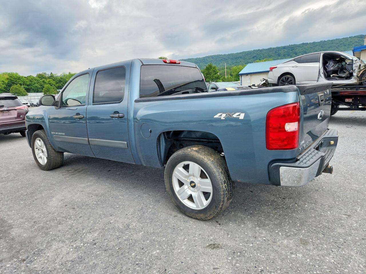 2008 Chevrolet Silverado K1500 - Фото 2