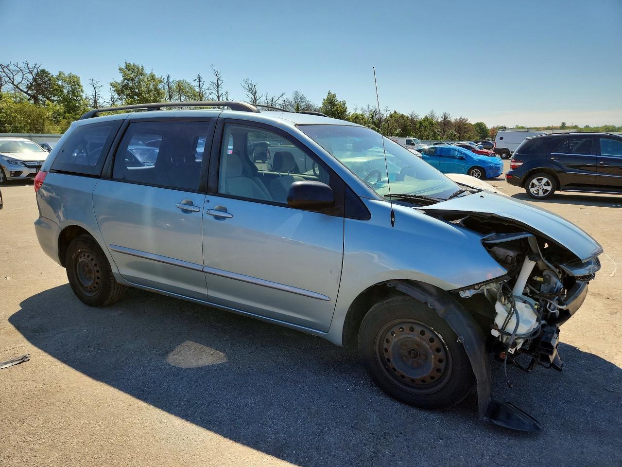 2007 Toyota Sienna Ce 7-Passenger - Фото 4