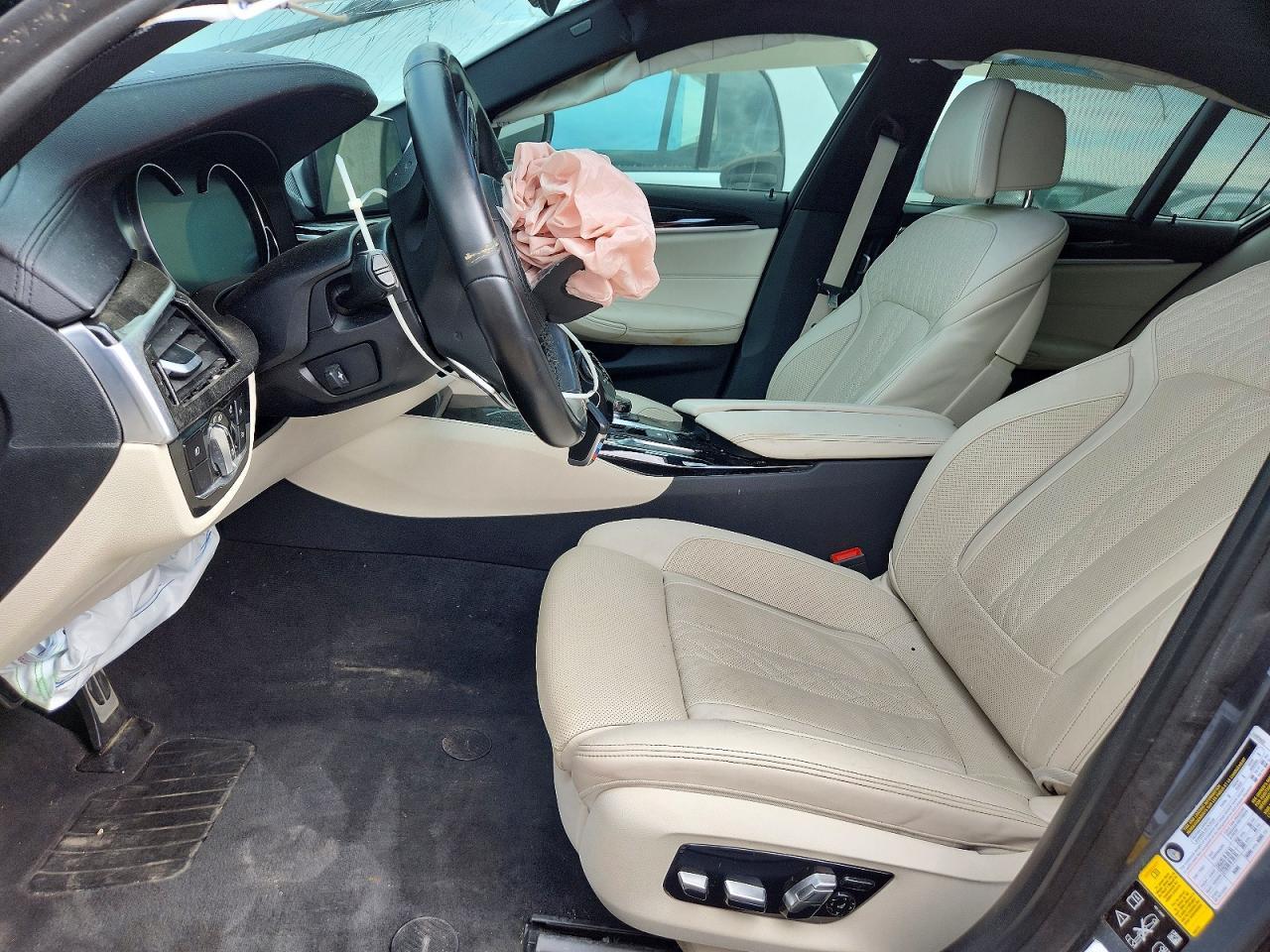 2018 BMW 540 Xi - Image 7