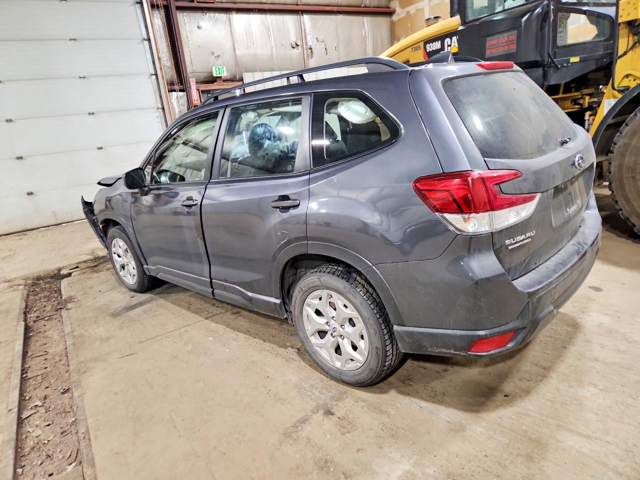 2020 Subaru Forester - Фото 2