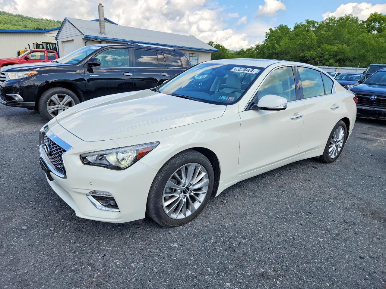 2021 Infiniti Q50 Luxe