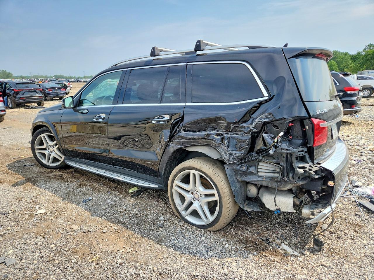 2015 Mercedes-Benz Gl 550 4Matic - Фото 2
