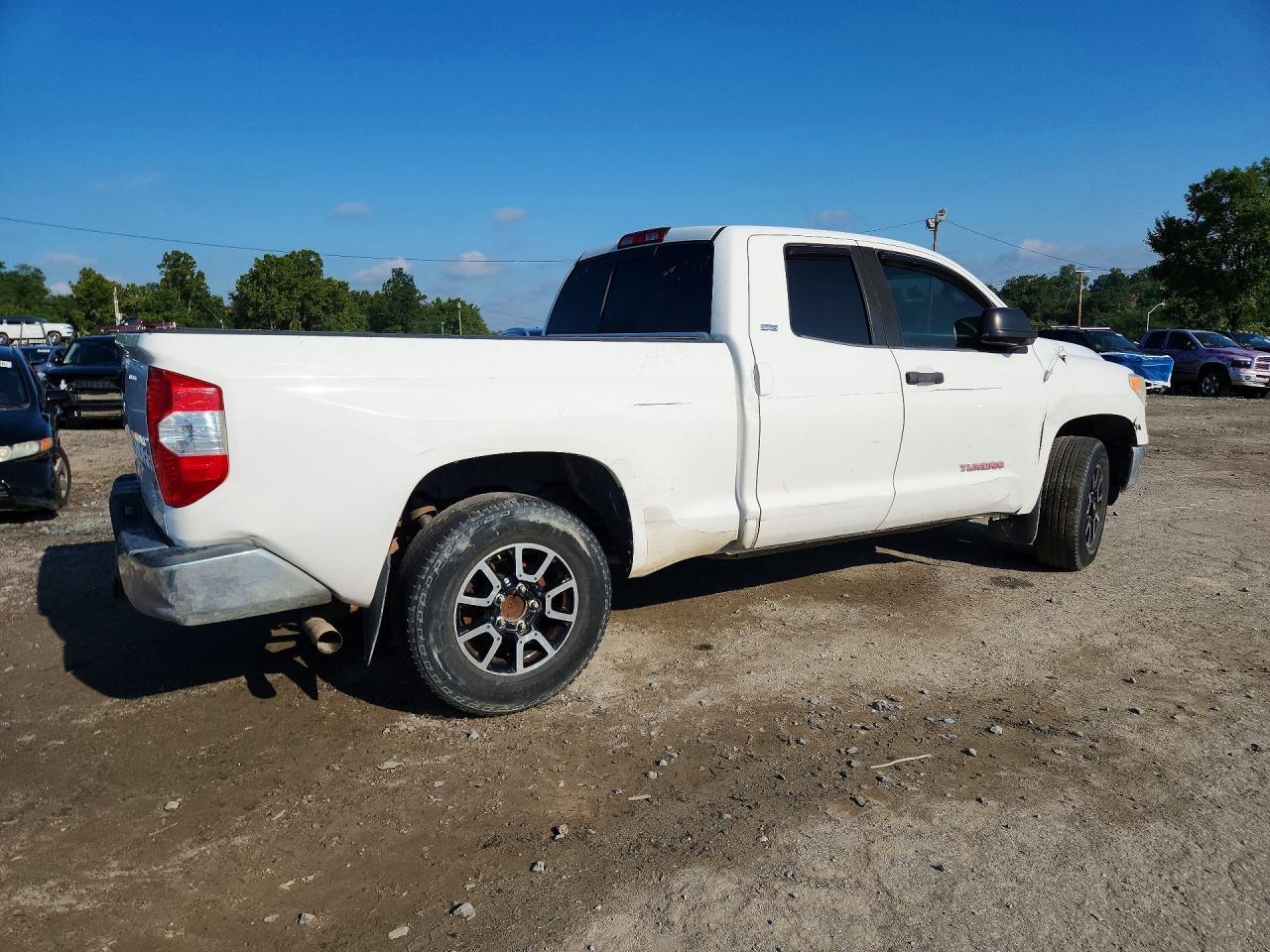 2015 Toyota Tundra Sr5 - Фото 3