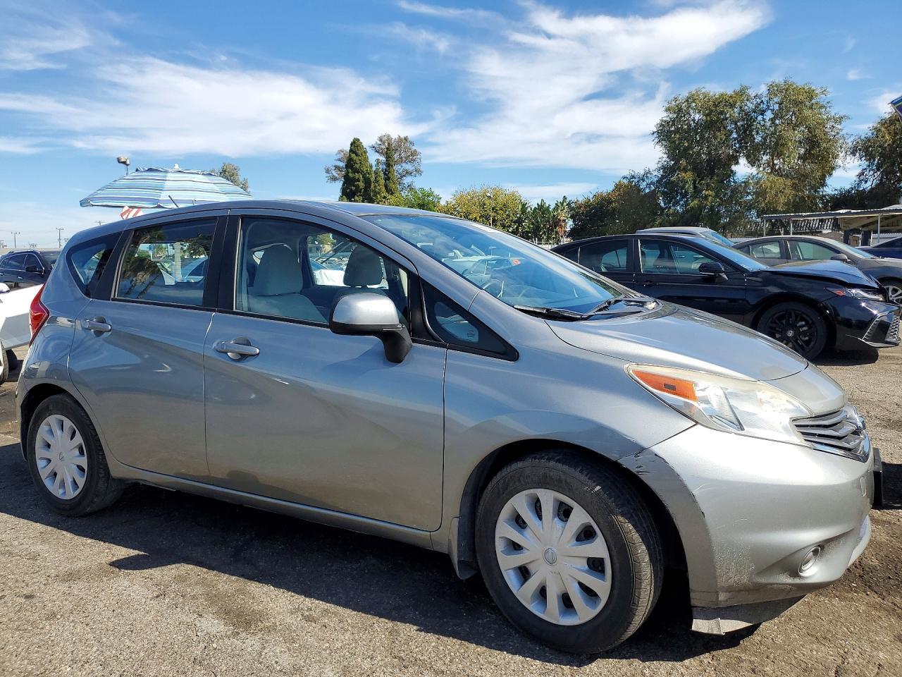 2014 Nissan Versa Note S - Фото 4